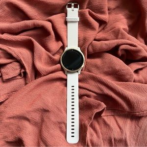 Garmin Venu 2S Gold Stainless Steel Bezel w/ Light Sand Case and Silicone Band